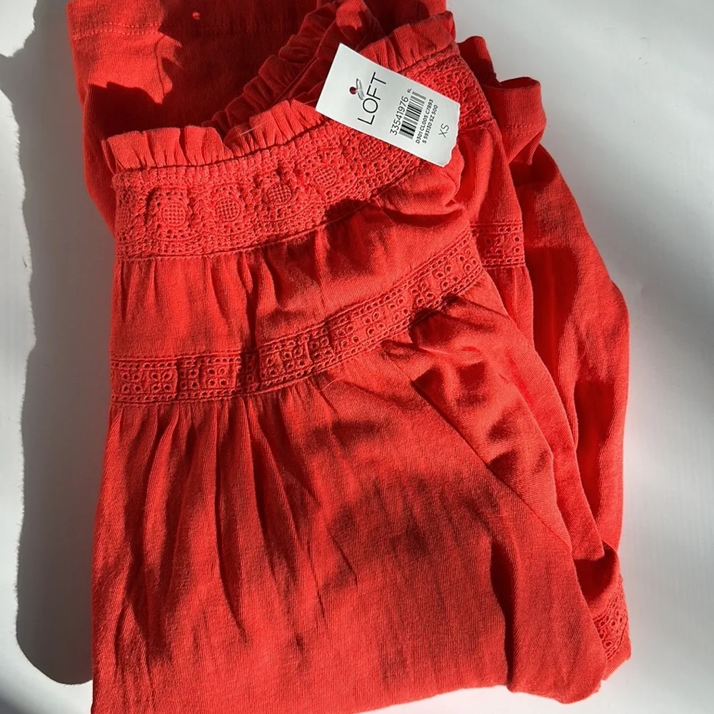 NWT! LOFT Lace Trim Peasant Top - Size XS - Roast Tomato